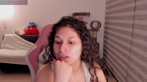 Snapshot of iam_nikki chatting on October 2025 03:40:02 AM On instagram Imm NikkiHelp me reach 100 likes online show from October 2025 03:40:02 AM