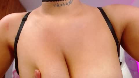 Salo  online show from December 2025 09:03:01 AM