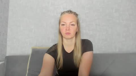 Snapshot of iam_venus chatting on November 2025 08:42:01 AM Venus online show from November 2025 08:42:01 AM