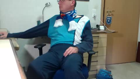 Snapshot of iamachim chatting on November 2025 06:32:01 PM iamachim online show from November 2025 06:32:01 PM