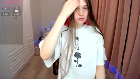 Snapshot of iamcassidy chatting on November 2025 09:48:02 PM Cassie STREAMS HERE EVERYDAY online show from November 2025 09:48:02 PM