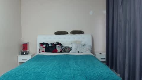 Snapshot of iamdaddyissues chatting on January 2025 08:32:02 AM Alice online show from January 2025 08:32:02 AM