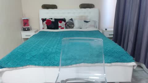 Snapshot of iamdaddyissues chatting on February 2025 01:06:01 PM Alice online show from February 2025 01:06:01 PM