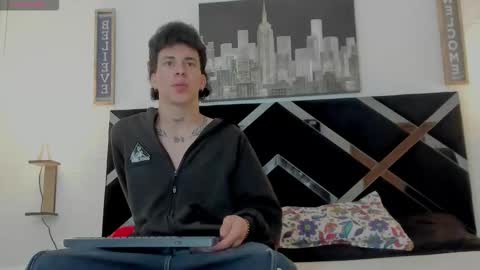 Mariano online show from November 2025 04:12:02 AM