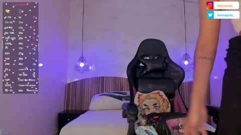 Nayuta online show from April 2026 08:17:01 PM