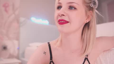 Snapshot of iamninamint chatting on September 2025 04:34:01 PM Nina  online show from September 2025 04:34:01 PM