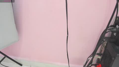 IAN CASTILLO online show from September 2025 11:04:02 AM