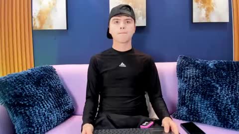 Ian  online show from April 2026 12:09:02 PM