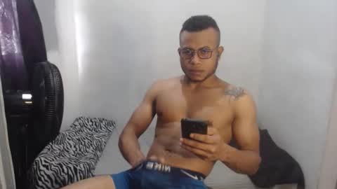 ian_tuner online show from November 2025 04:00:01 PM