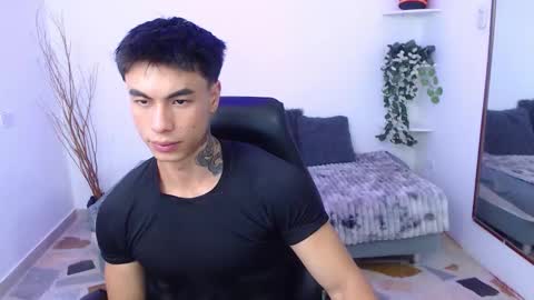 Snapshot of ian_west chatting on February 2026 12:10:02 PM Ian online show from February 2026 12:10:02 PM