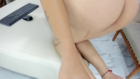 iana_mei online show from January 2026 03:27:01 PM