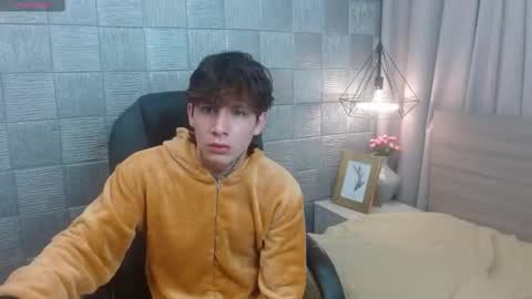 Snapshot of iancute_ chatting on September 2025 10:43:02 PM ian online show from September 2025 10:43:02 PM