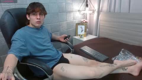 Snapshot of iancute_ chatting on September 2025 11:21:01 PM ian online show from September 2025 11:21:01 PM