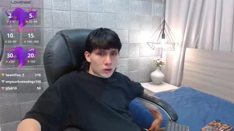 Snapshot of iancute_ chatting on October 2025 07:53:02 AM ian online show from October 2025 07:53:02 AM