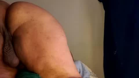 Snapshot of iandromedia chatting on September 2025 02:19:01 PM iandromedia online show from September 2025 02:19:01 PM