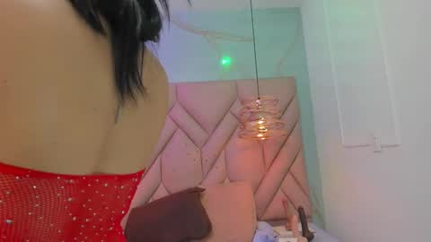 ibbie_ online show from February 2026 12:02:01 PM