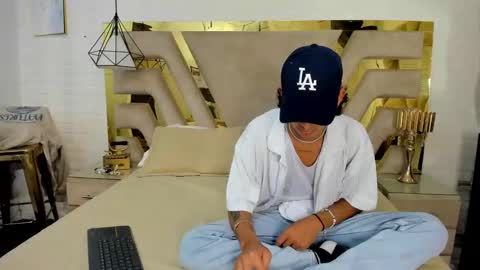 ibratxandy online show from November 2025 07:13:02 PM