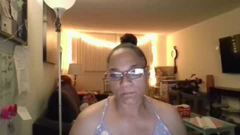Snapshot of icanbnaughty1983 chatting on June 2026 10:09:01 AM icanbnaughty1983 online show from June 2026 10:09:01 AM