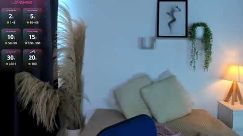 Snapshot of ice_y_abigail chatting on November 2025 12:30:01 PM ice_y_abigail online show from November 2025 12:30:01 PM