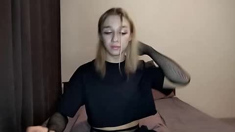 Snapshot of icebenz chatting on December 2025 02:23:01 PM Jade online show from December 2025 02:23:01 PM