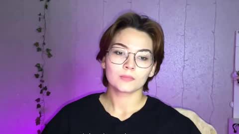 Snapshot of iceeheart chatting on December 2025 06:17:01 PM Ksenia online show from December 2025 06:17:01 PM