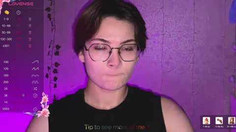 Ksenia online show from April 2026 05:32:02 PM