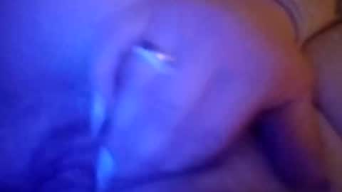 icewideawake00 online show from November 2025 12:25:01 PM