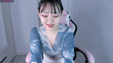 Hitomi   online show from February 2025 01:11:02 PM