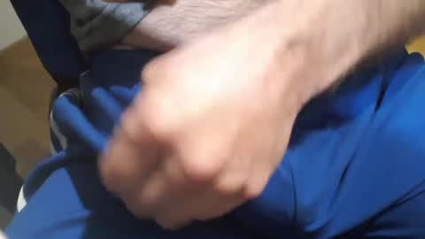 icky_thumps online show from January 2025 06:12:01 AM