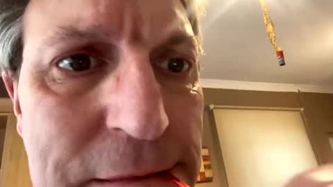 Snapshot of icums4u chatting on February 2025 02:43:01 PM icums4u online show from February 2025 02:43:01 PM