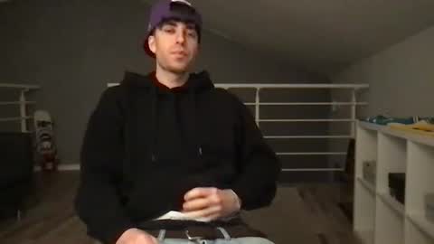 Snapshot of icyninesix chatting on January 2025 08:04:01 PM icyninesix online show from January 2025 08:04:01 PM