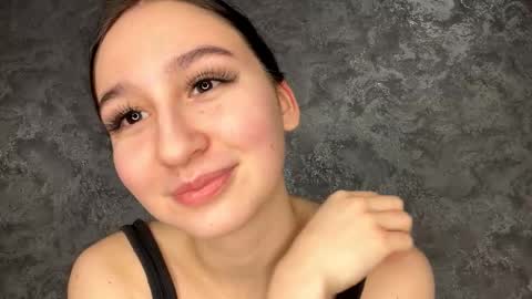 Snapshot of idellmannheim chatting on December 2025 04:24:01 PM Sofi online show from December 2025 04:24:01 PM