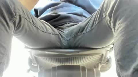 idfunguy2023 online show from November 2025 11:18:02 PM