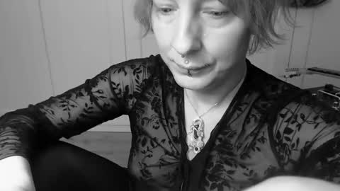 Snapshot of ifk_donkeysfr chatting on November 2025 06:10:01 PM Ifk Donkeys online show from November 2025 06:10:01 PM