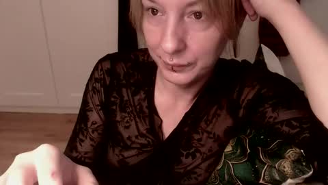 Snapshot of ifk_donkeysfr chatting on December 2025 07:05:01 AM Ifk Donkeys online show from December 2025 07:05:01 AM