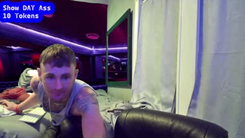 Snapshot of igetherwetter chatting on December 2024 05:18:02 AM Amiri Roue online show from December 2024 05:18:02 AM