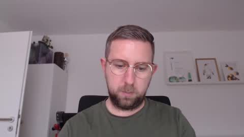 Snapshot of iggi2707 chatting on December 2024 12:16:02 PM ner d online show from December 2024 12:16:02 PM