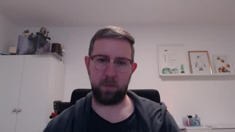 Snapshot of iggi2707 chatting on December 2024 10:11:02 AM ner d online show from December 2024 10:11:02 AM