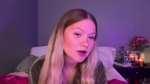 Snapshot of iheartcassie2844 chatting on October 2025 06:03:01 PM cassie online show from October 2025 06:03:01 PM