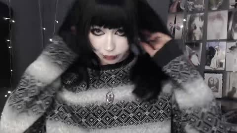 iiiiiiis online show from May 2026 09:45:01 PM