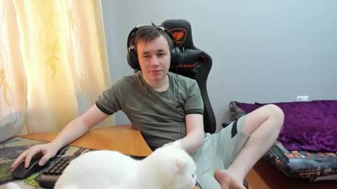 iliaskris online show from December 2025 06:31:02 AM