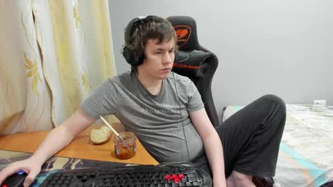 iliaskris online show from March 2026 12:47:01 AM