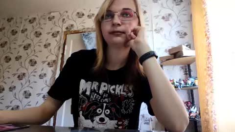 Sophie online show from June 2026 03:27:02 AM