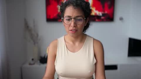 Kloe online show from April 2026 07:36:01 PM