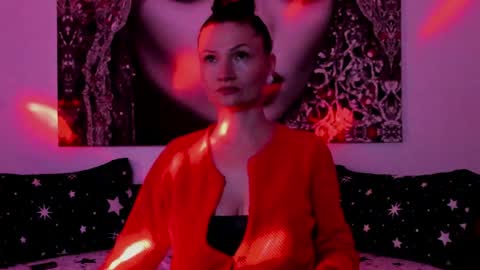 Snapshot of illegalbeauty87 chatting on May 2026 04:07:02 AM Ingrid or more easier...Miss GoDDess Mistress online show from May 2026 04:07:02 AM