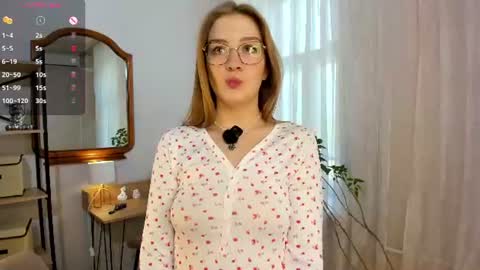Snapshot of ilonamoorman chatting on August 2026 08:02:02 AM Ilona online show from August 2026 08:02:02 AM