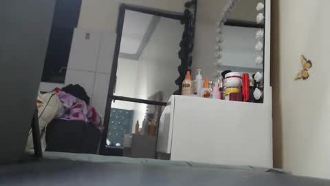 Sandrah online show from February 2026 06:46:01 PM