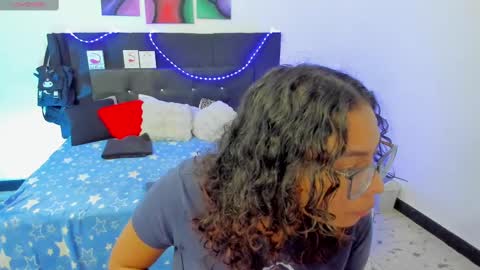 Snapshot of im_angels7 chatting on March 2025 02:17:01 AM Angela online show from March 2025 02:17:01 AM