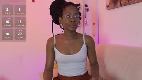 Snapshot of im_ariana chatting on November 2025 12:07:01 PM Ariana online show from November 2025 12:07:01 PM