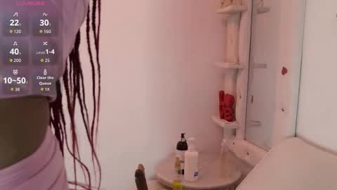 Snapshot of im_ariana chatting on November 2025 12:55:01 PM Ariana online show from November 2025 12:55:01 PM